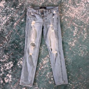 Hollister low-rise vintage boyfriend jeans